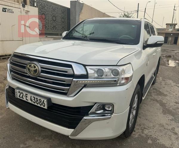 Toyota for sale in Iraq